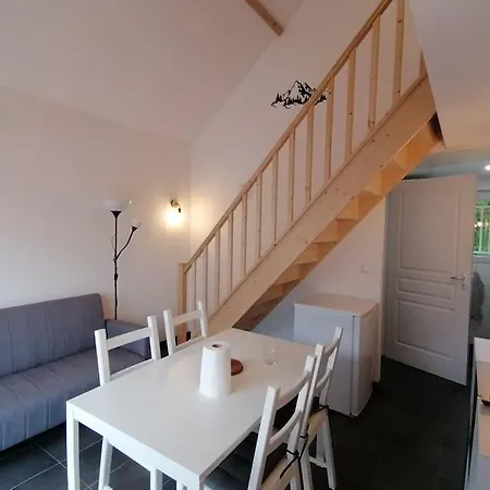 Duplex Proche Pau Avec Vue Pyrenees Hotel *